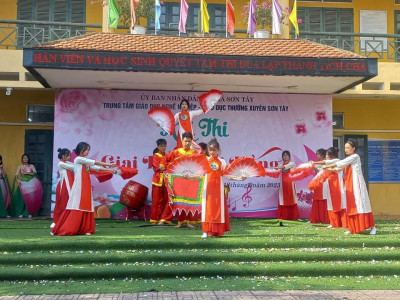 HỘI THI GIAI ĐIỆU TUỔI HỒNG HƯỚNG TỚI CHÀO MỪNG KỶ NIỆM 30 NĂM THÀNH LẬP TRUNG TÂM
