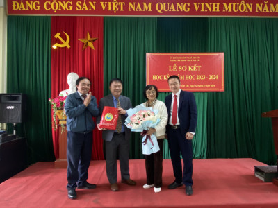 TRUNG TÂM GDNN - GDTX SƠN TÂY TỔ CHỨC LỄ SƠ KẾT HỌC KỲ I