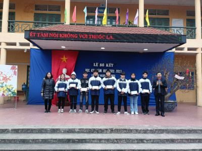 TRUNG TÂM GDNN-GDTX SƠN TÂY TƯNG BỪNG KHAI GIẢNG CÁC LỚP TRUNG CẤP NGHỀ NĂM HỌC 2022-2023